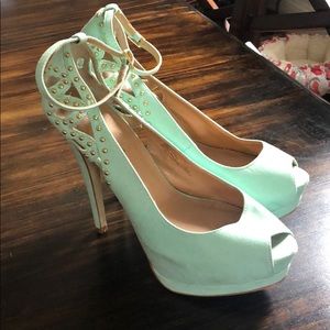 Peep toe cut out heels